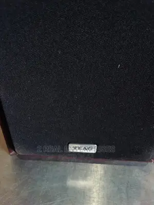 TEAC Two Way Speaker System 8 Ohms