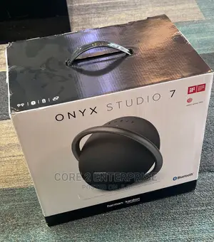 Onyx Studio 7