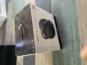 Onyx Studio 7