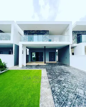 3bdrm House in Oyarifa Mall Area for Sale