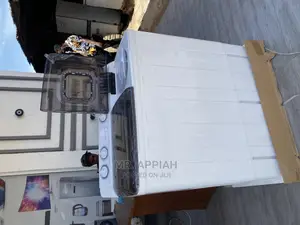 TCL Washing Machine Leaves Clothes Fresh and Neat(10kg) 