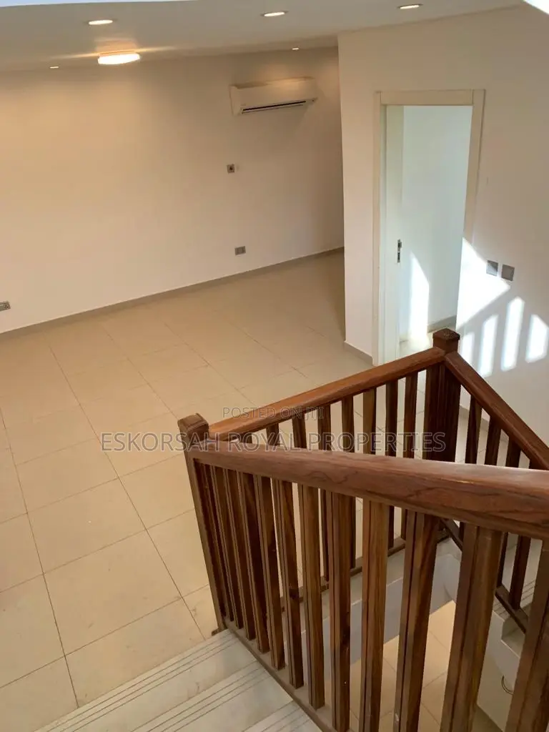 5bdrm House in Adjiringanor, East Legon for Rent