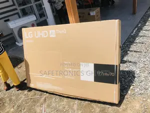 Available LG LED Uq81 70'' Smart TV