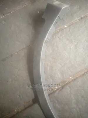 RAV4 2013/14 Fender Moulding