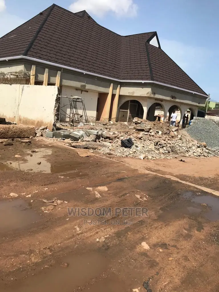 Roofing in Oyarifa With Euro Tilles