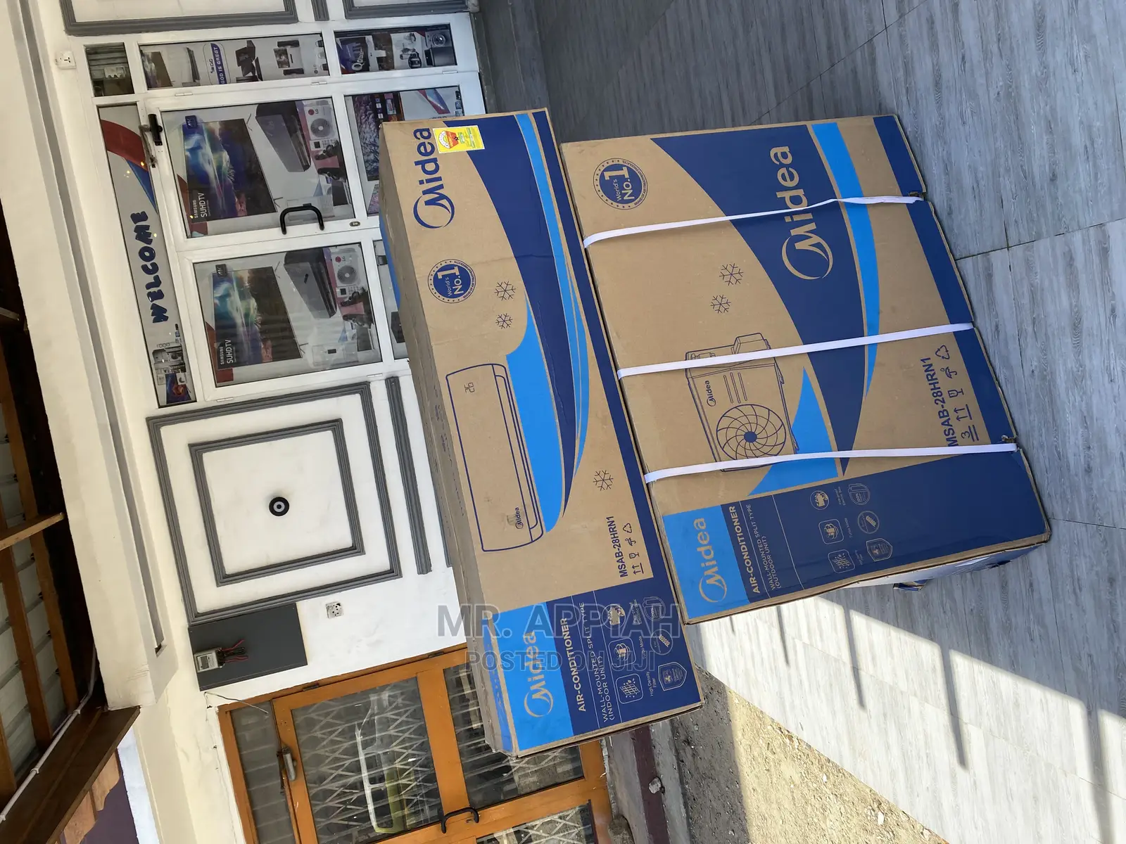 Fast Chilling Midea Air Conditioner Available Now(3.0hp)