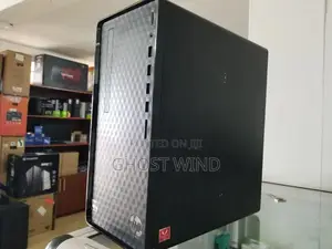 Desktop Computer HP 200 G4 16GB AMD Ryzen SSD 128GB