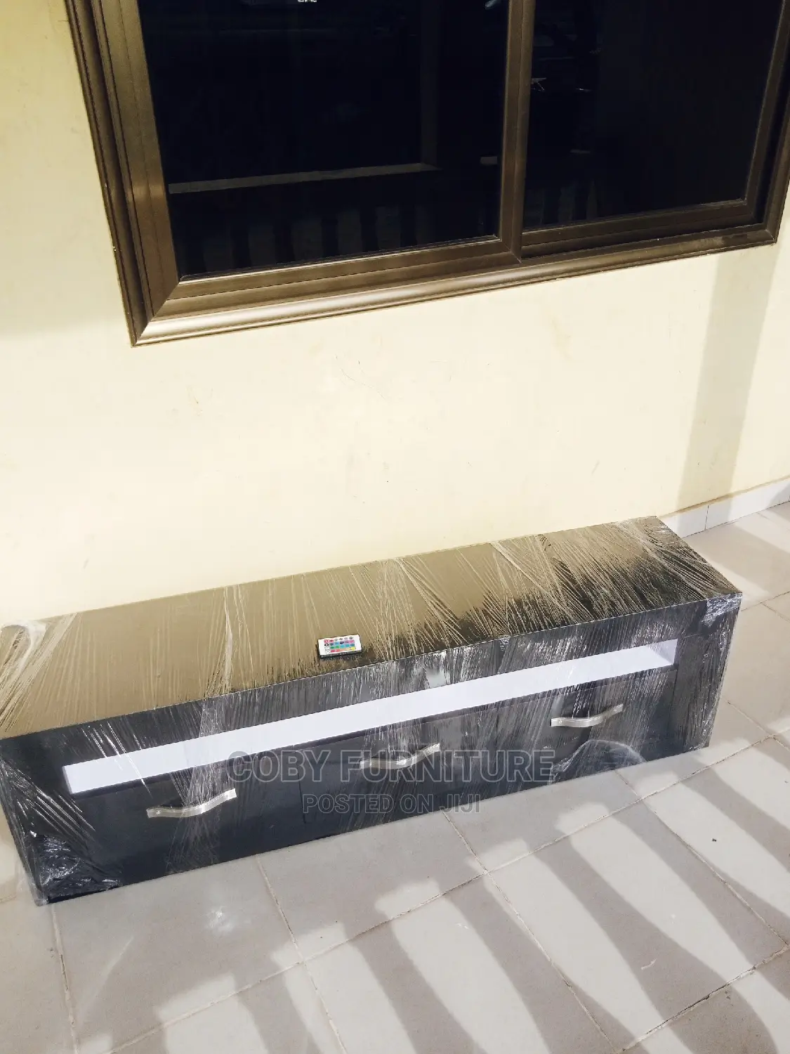 Morden TV Stand