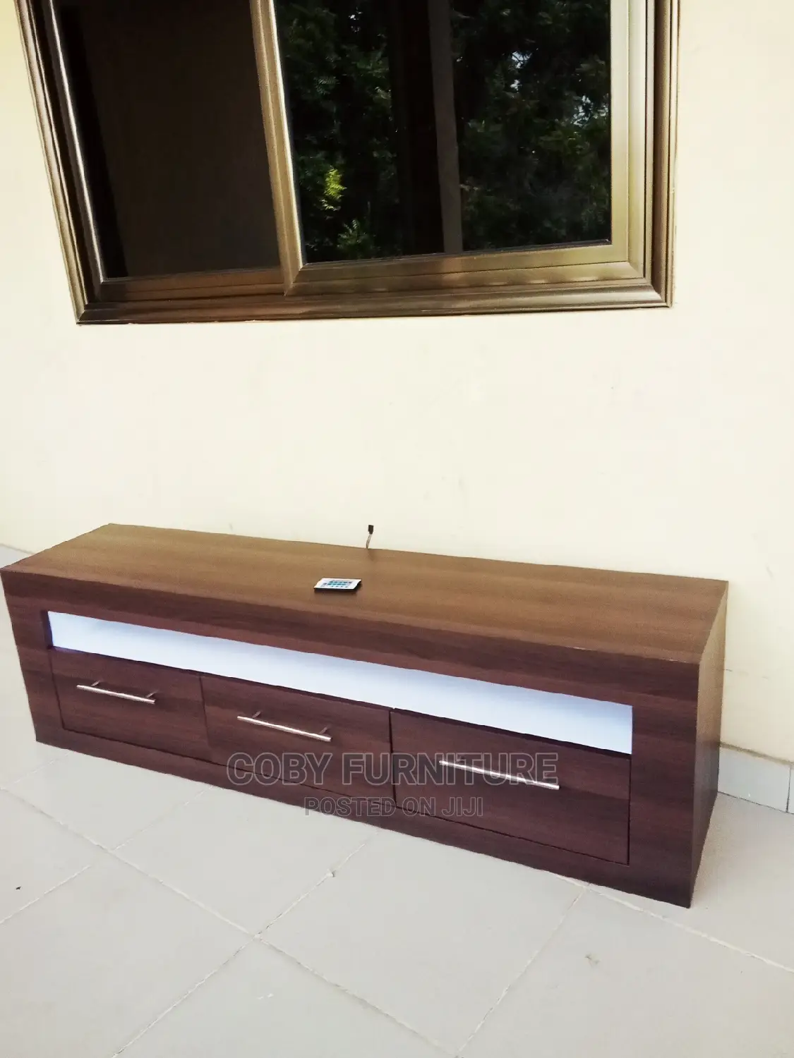 Morden TV Stand