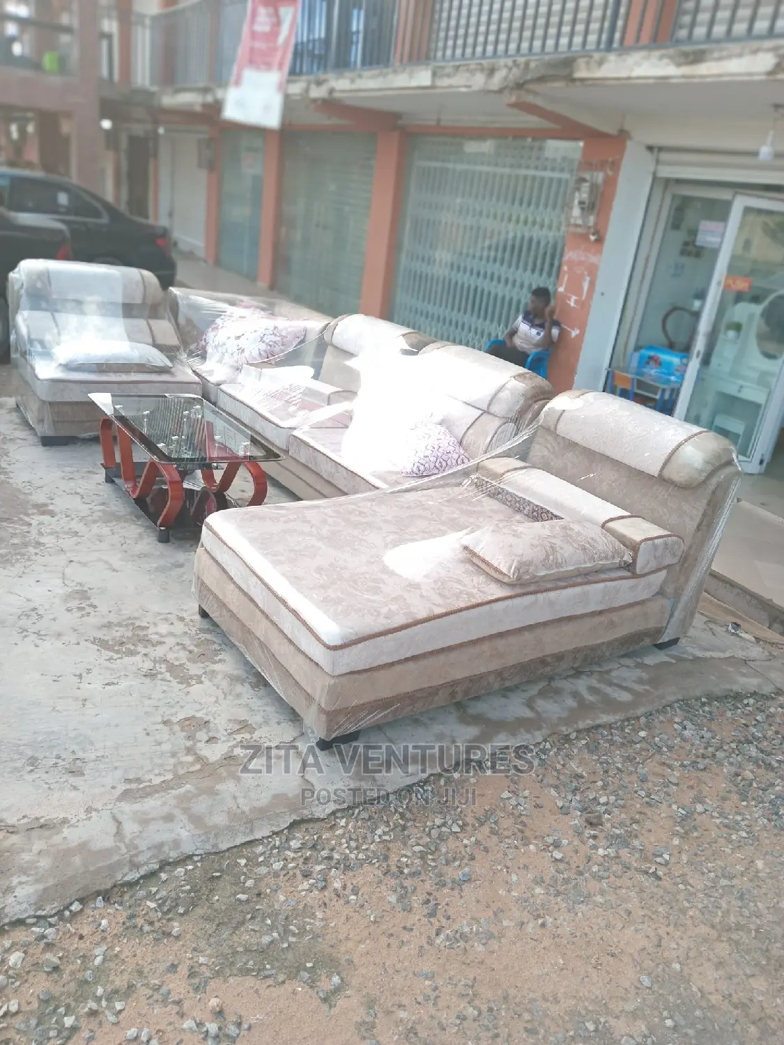 4 Set Sofa