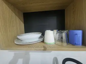 Masterpiece One-Bedroom Apt + Starlink Internet + Breakfast Daily Rate