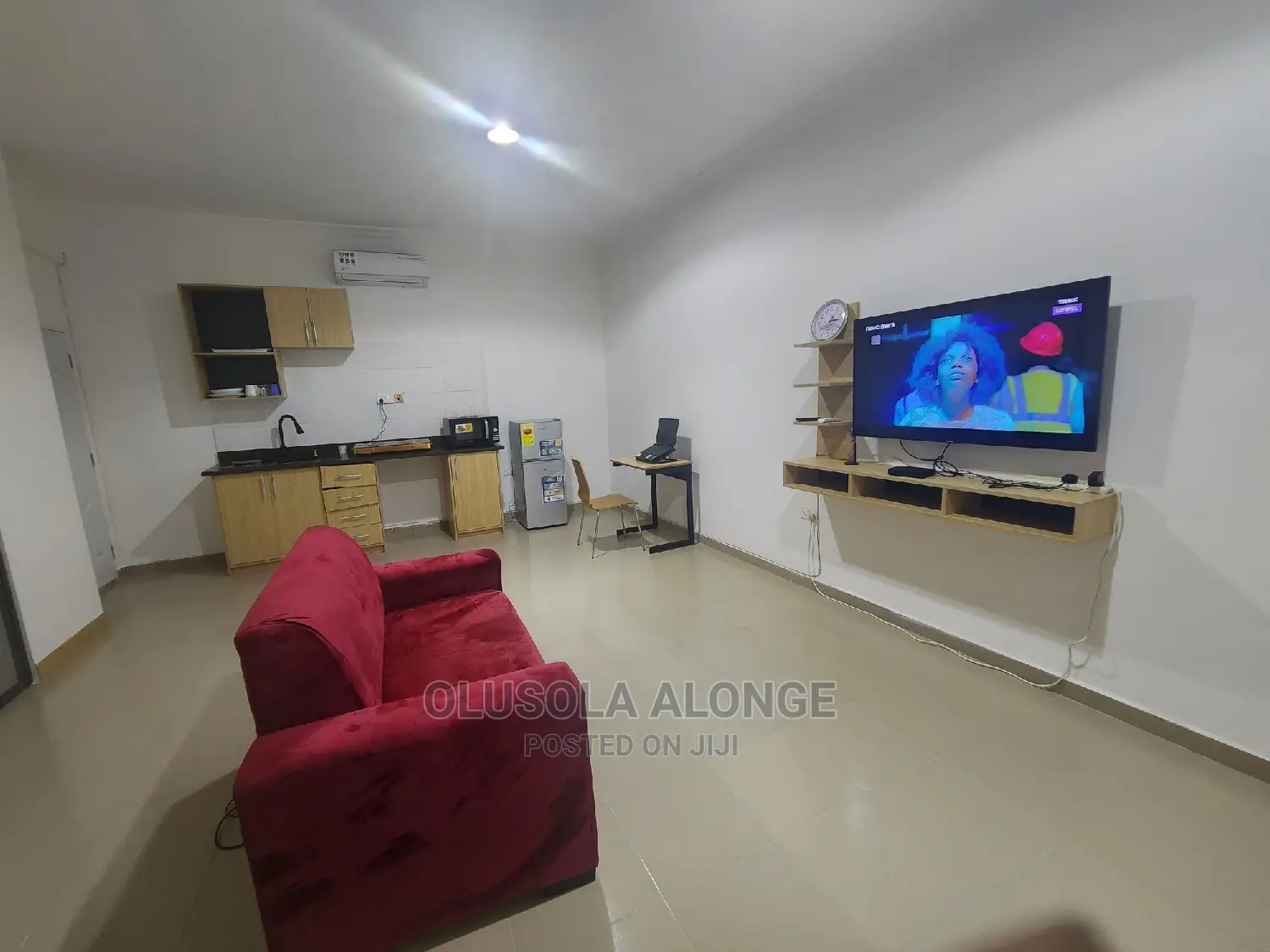 Masterpiece One-Bedroom Apt + Starlink Internet + Breakfast Daily Rate