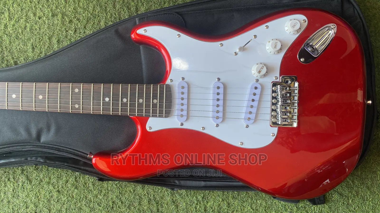 Lead Guitar With Bag in Accra Metropolitan Musical Instruments & Gear, Rythms Online Shop