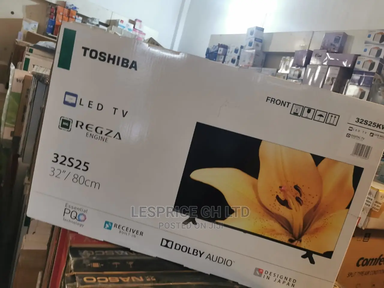 Crystal Clear Toshiba 32 LED Tv