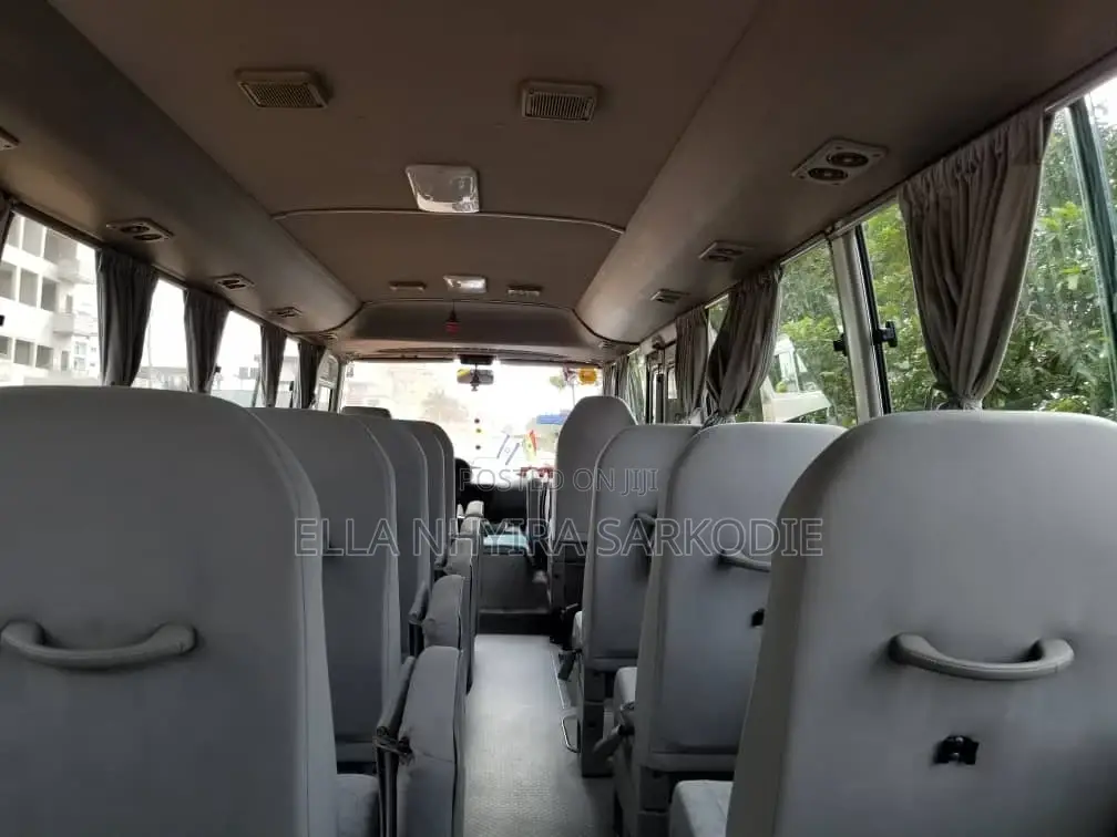Bus Rental Services for Movie Shooting Trips