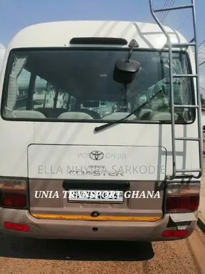Bus Rental Services for Movie Shooting Trips