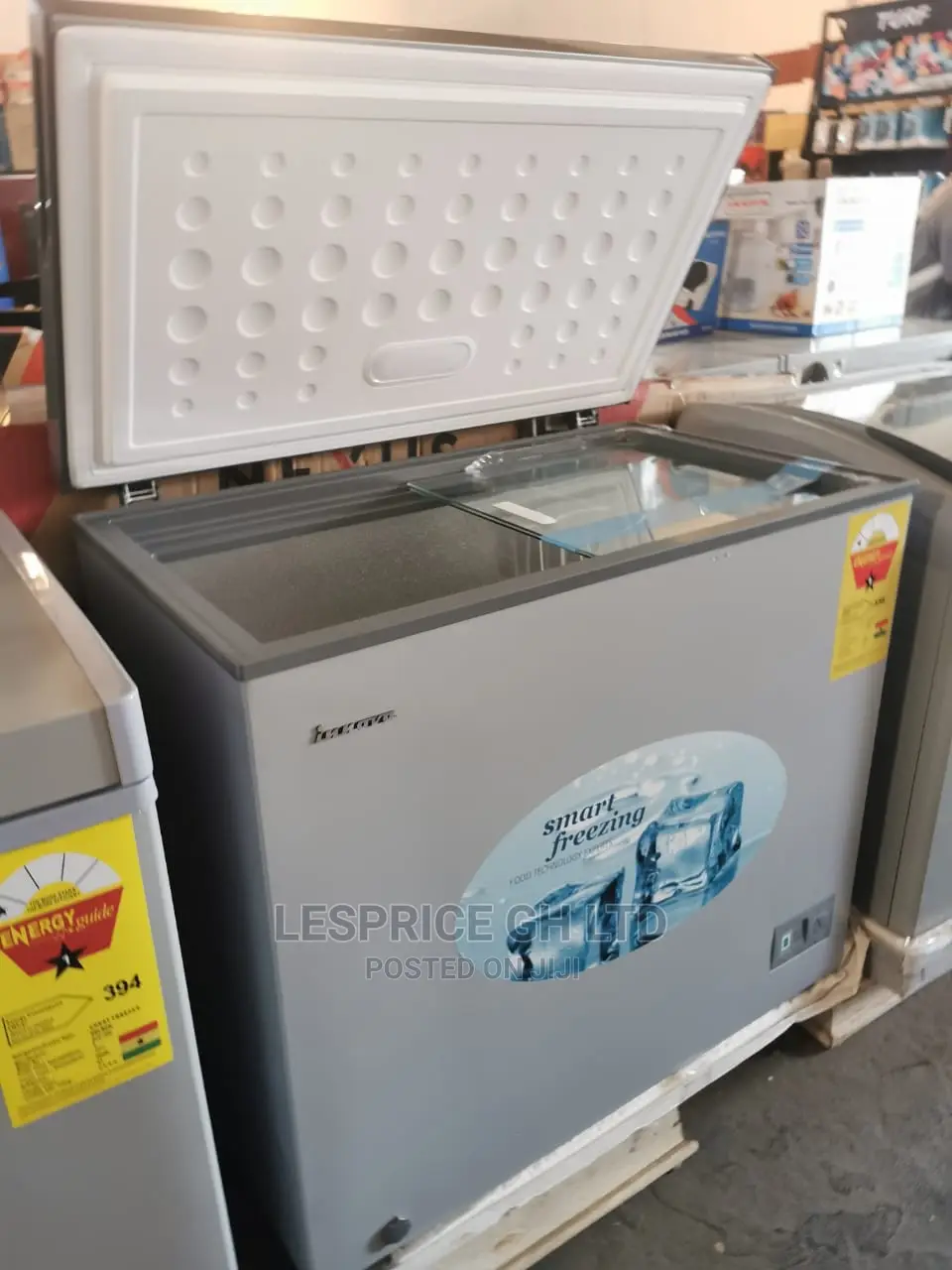 Super Awesome Innova Chest Freezer 200L