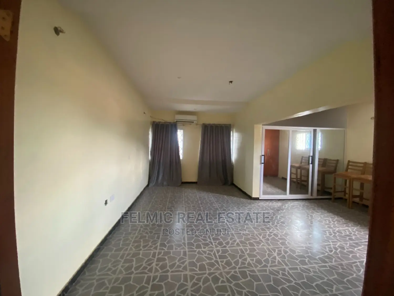 6bdrm Duplex in Felmic Real Estate, Pokuase for sale