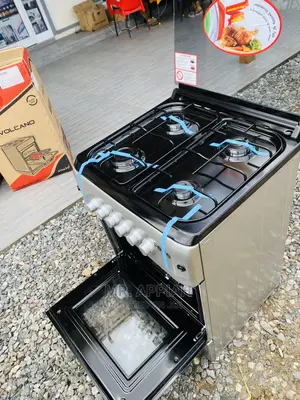 High Quality Ferre 60x60 Auto Ignition Cooker.