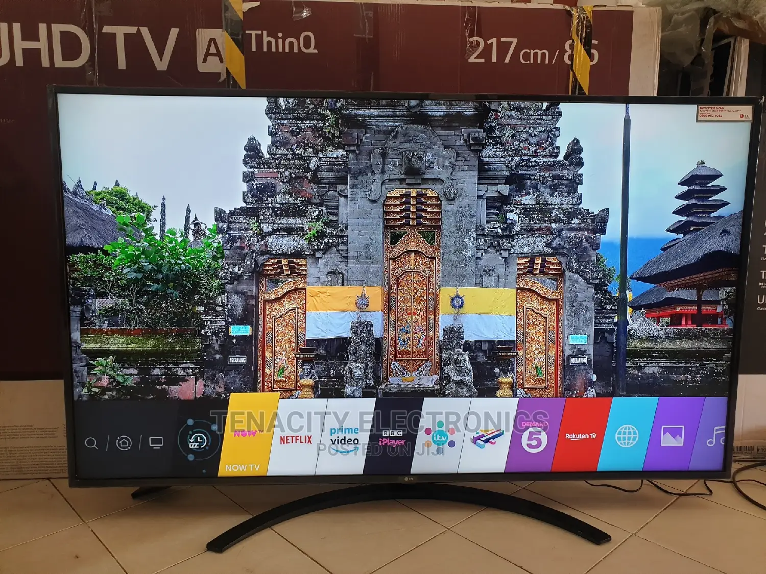 66 Inches Lg Uhd/HDR Smart Satellite Tv