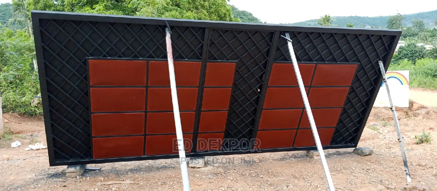 Cf Metal Gate