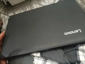 Laptop Lenovo V110 4GB Intel Core I5 HDD 500GB