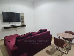 Masterpiece 2-Bedroom Apartment+Starlink Internet+Breakfast Daily Rate