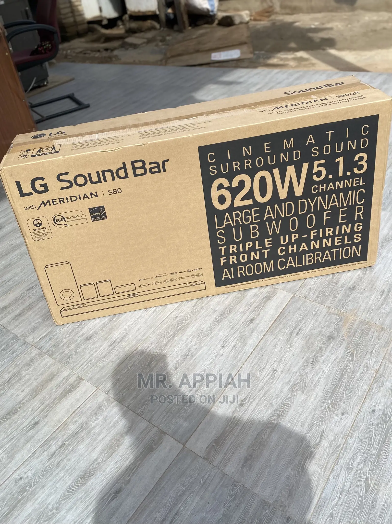 Super Powerful LG Soundbar (S80qr).