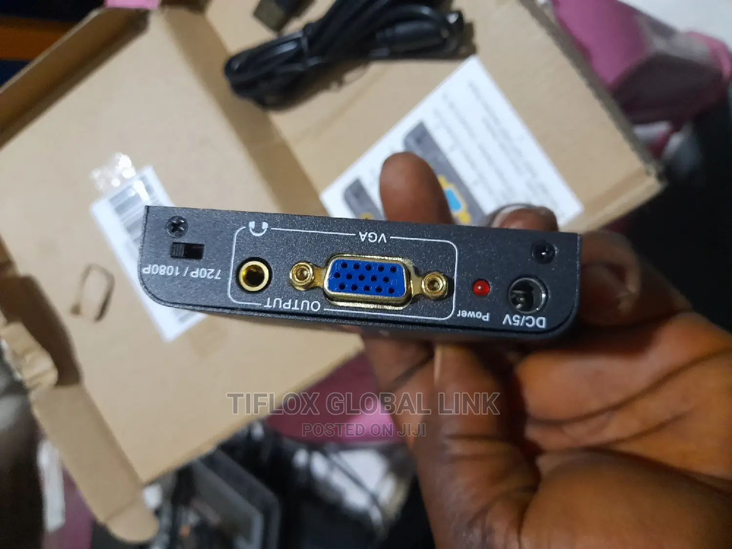 Avs-Video to VGA Converter (Uk)