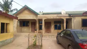 4bdrm House in De-Icons Real Estate, Ga South Municipal for Sale