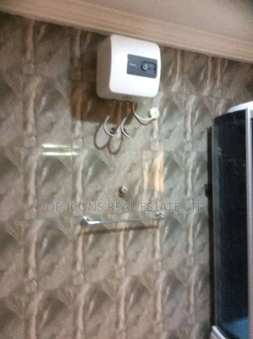 3bdrm Bungalow in De-Icons Real Estate, Ga South Municipal for Sale