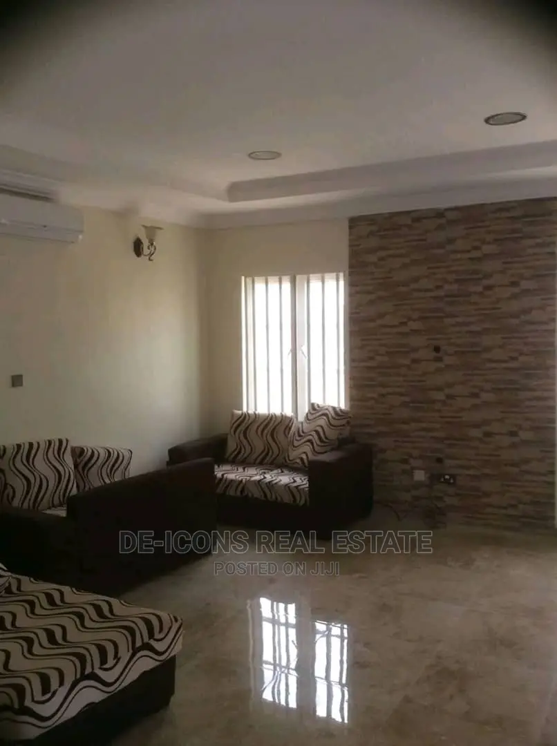 3bdrm Bungalow in De-Icons Real Estate, Ga South Municipal for Sale