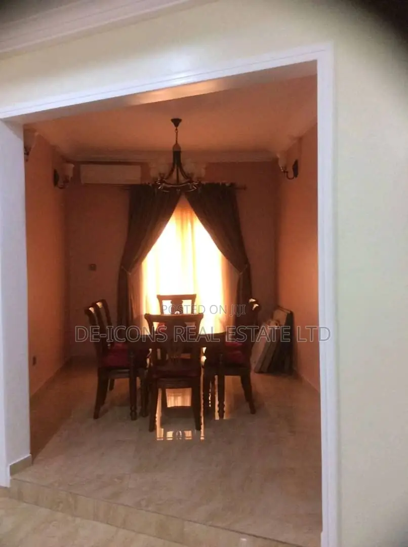 3bdrm Bungalow in De-Icons Real Estate, Ga South Municipal for Sale