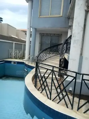 5bdrm House in SKM Property, East Legon for Sale