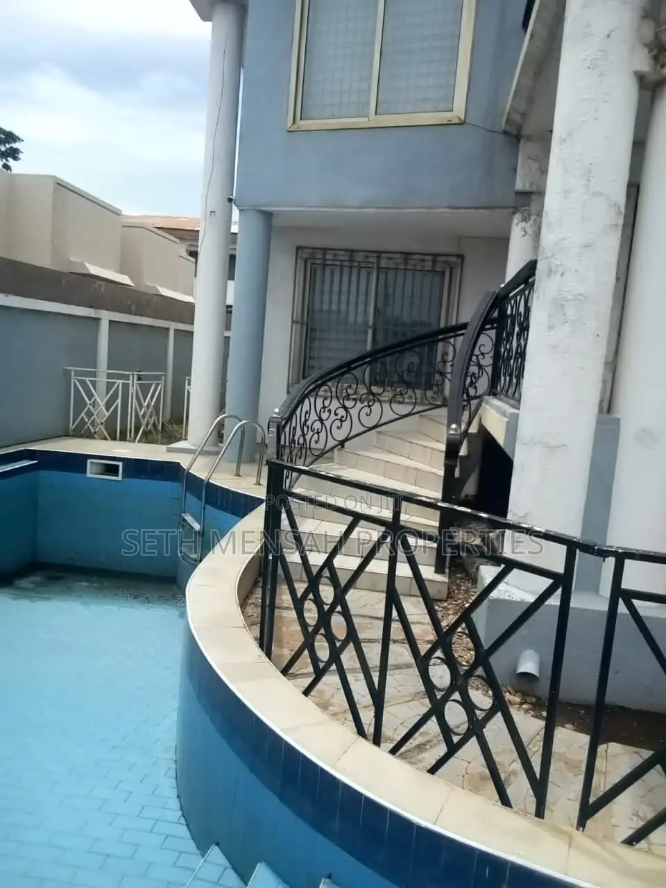 5bdrm House in SKM Property, East Legon for Sale