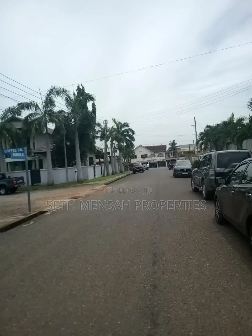 5bdrm House in SKM Property, East Legon for Sale