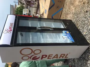 Strong Body Pearl PVC 73 568litres Display Fridge
