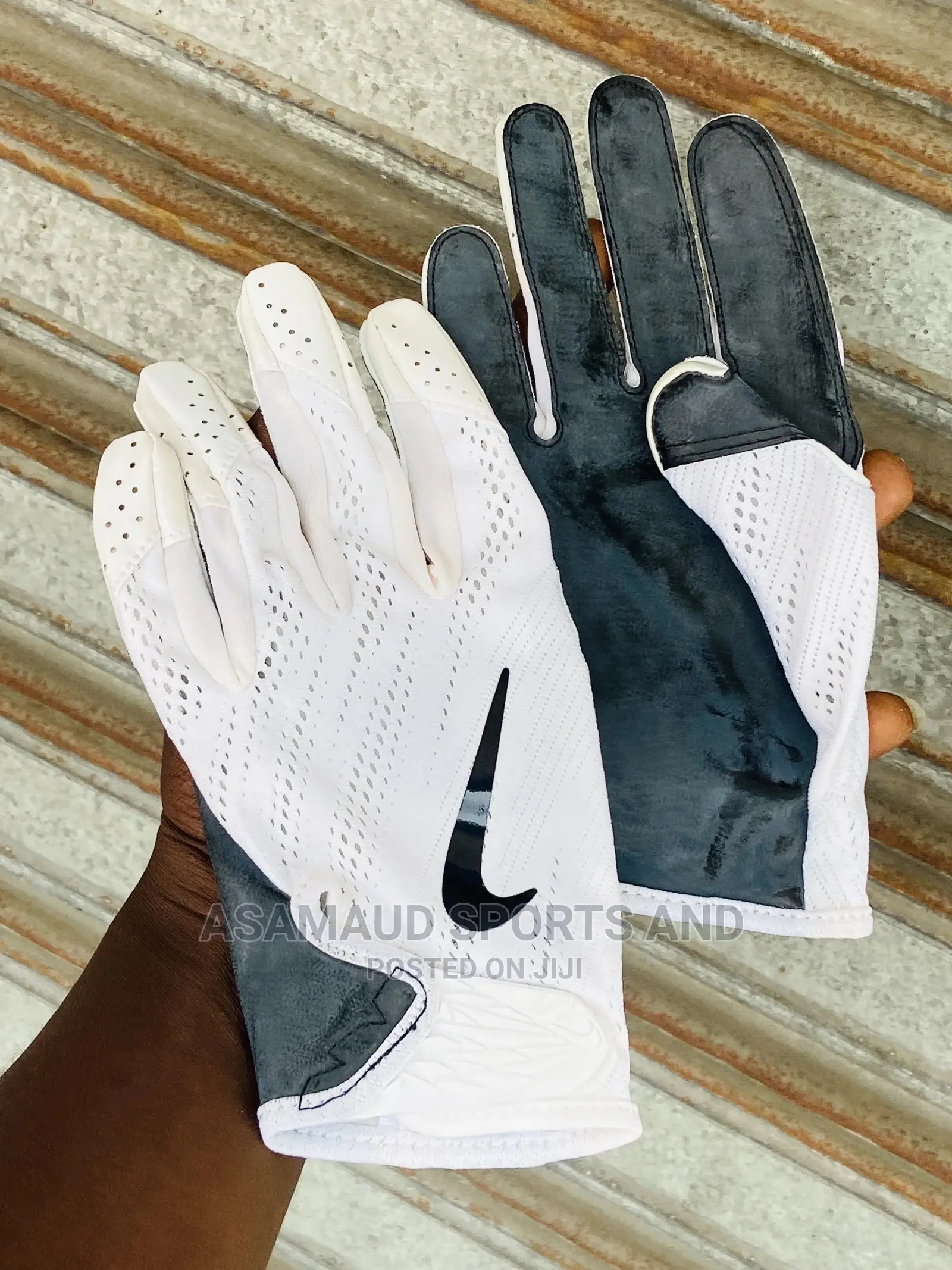 Original Golf Gloves at Cool Price