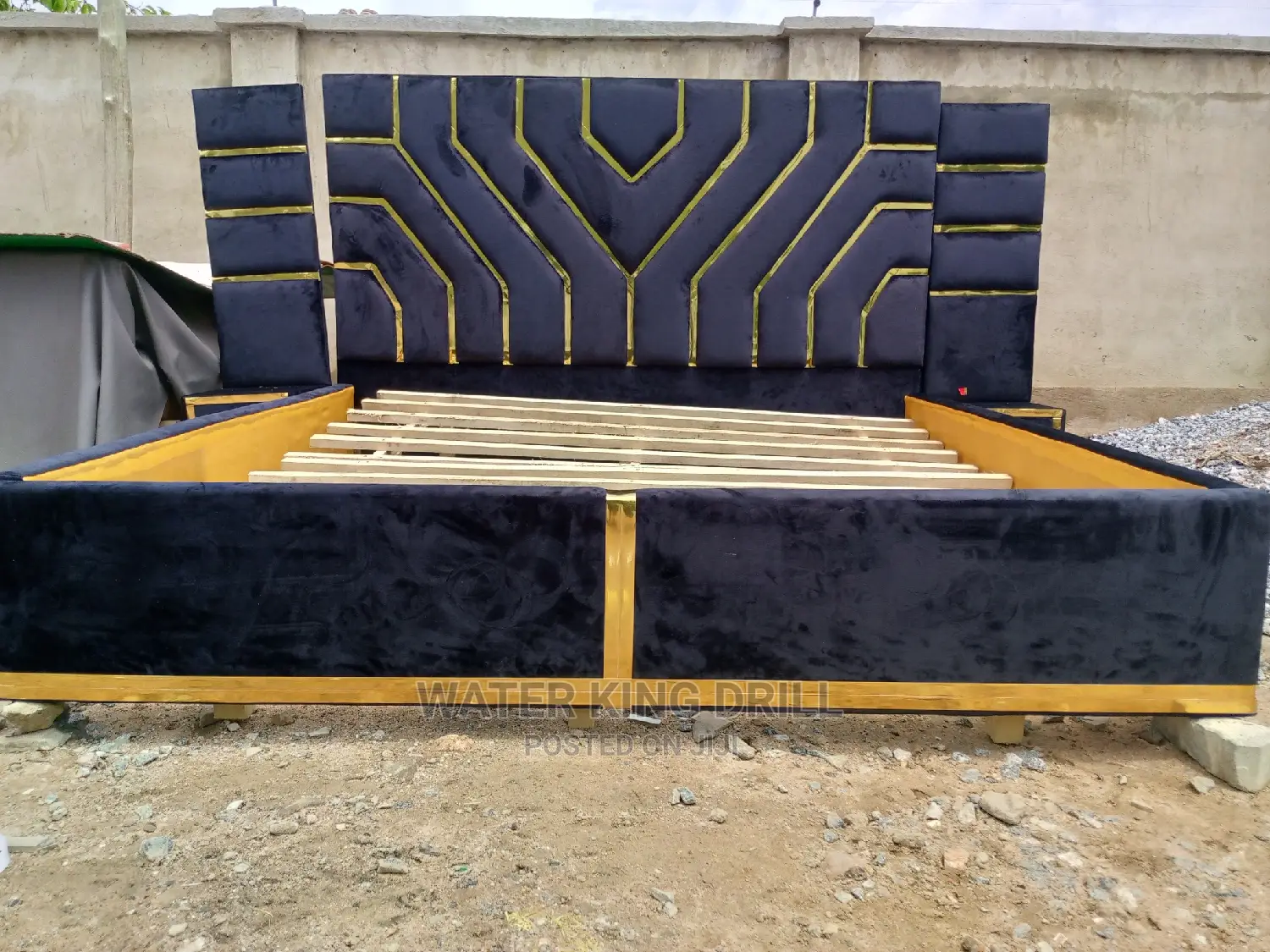 Queen Size Bed Frames With Side Drawers
