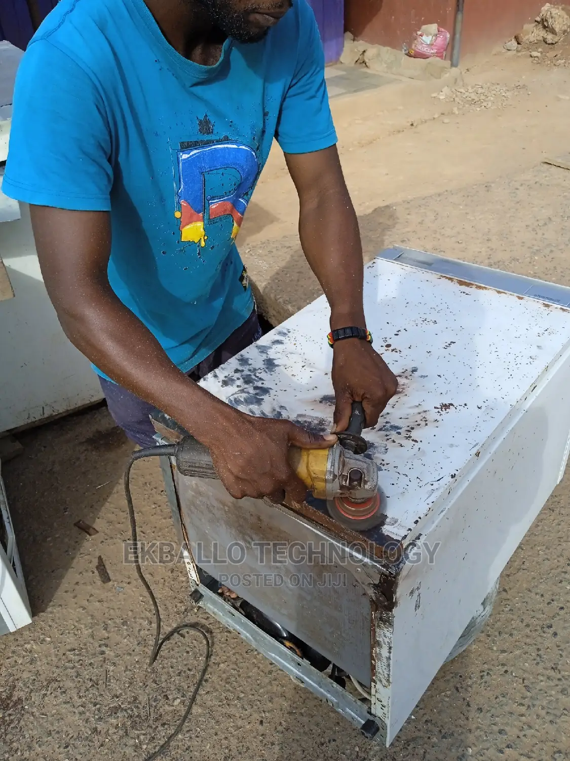 Fridge Repairs ,Body Works , Spraying