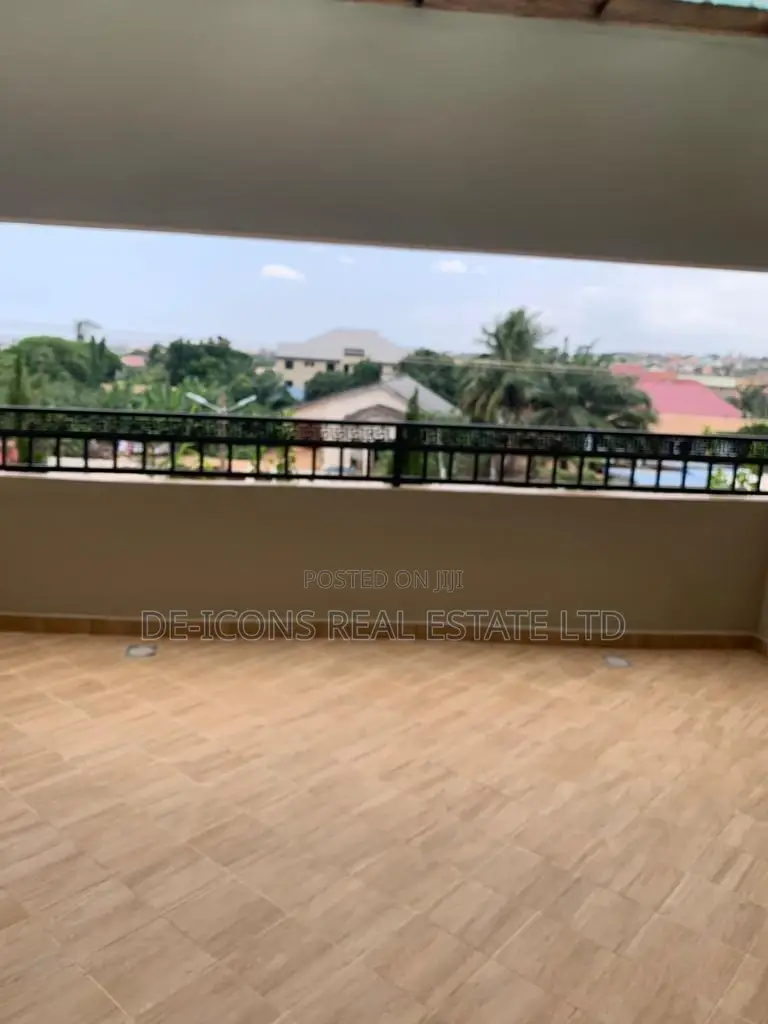 4bdrm Duplex in De-Icons Real Estate, Ga South Municipal for Sale