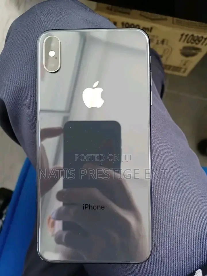 New Apple iPhone XS Max 512 GB Black