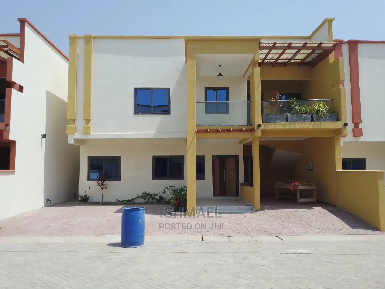 Do You Want a Painter to Paint Ur New Home or Apartments