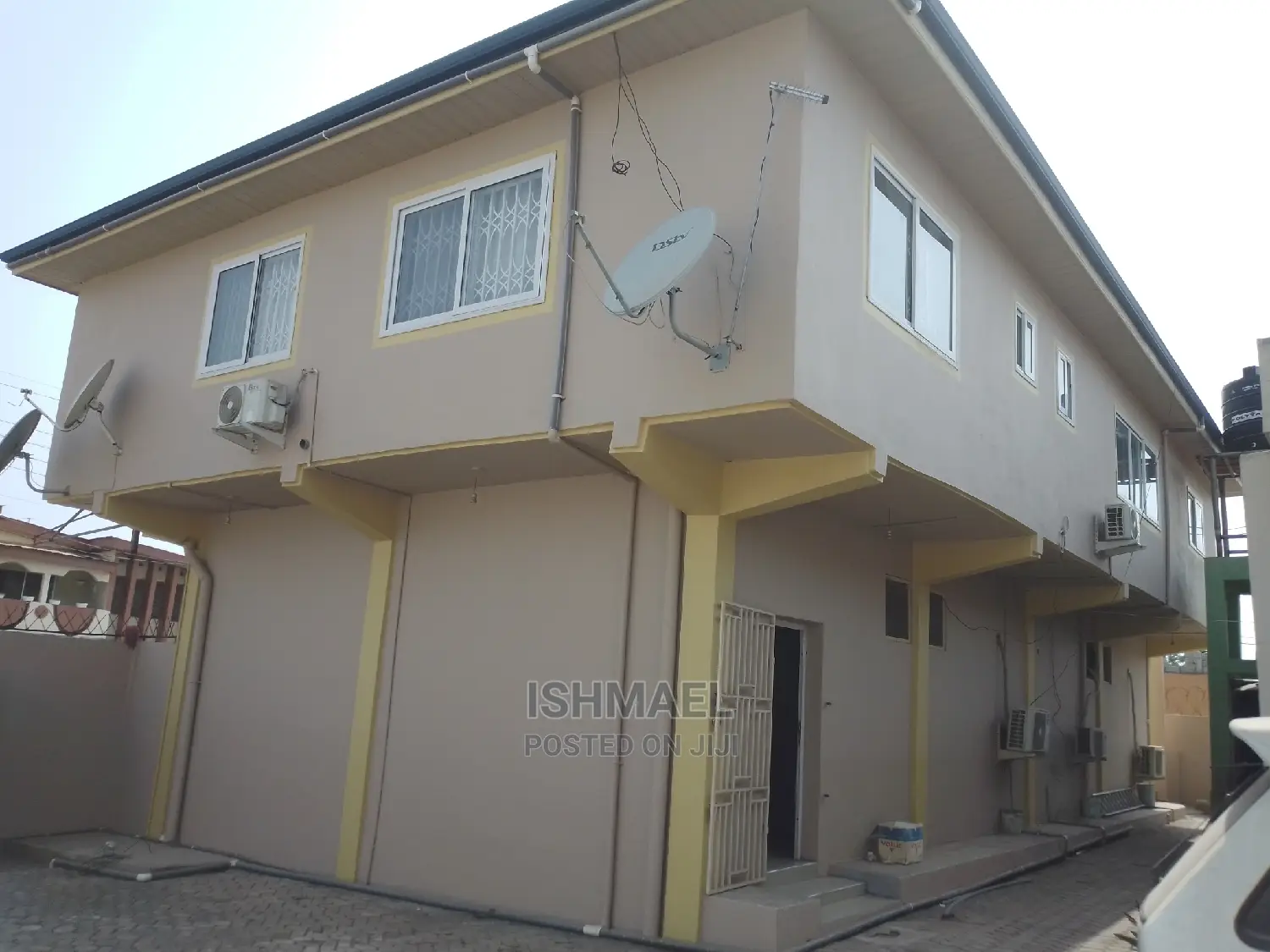 Do You Want a Painter to Paint Ur New Home or Apartments