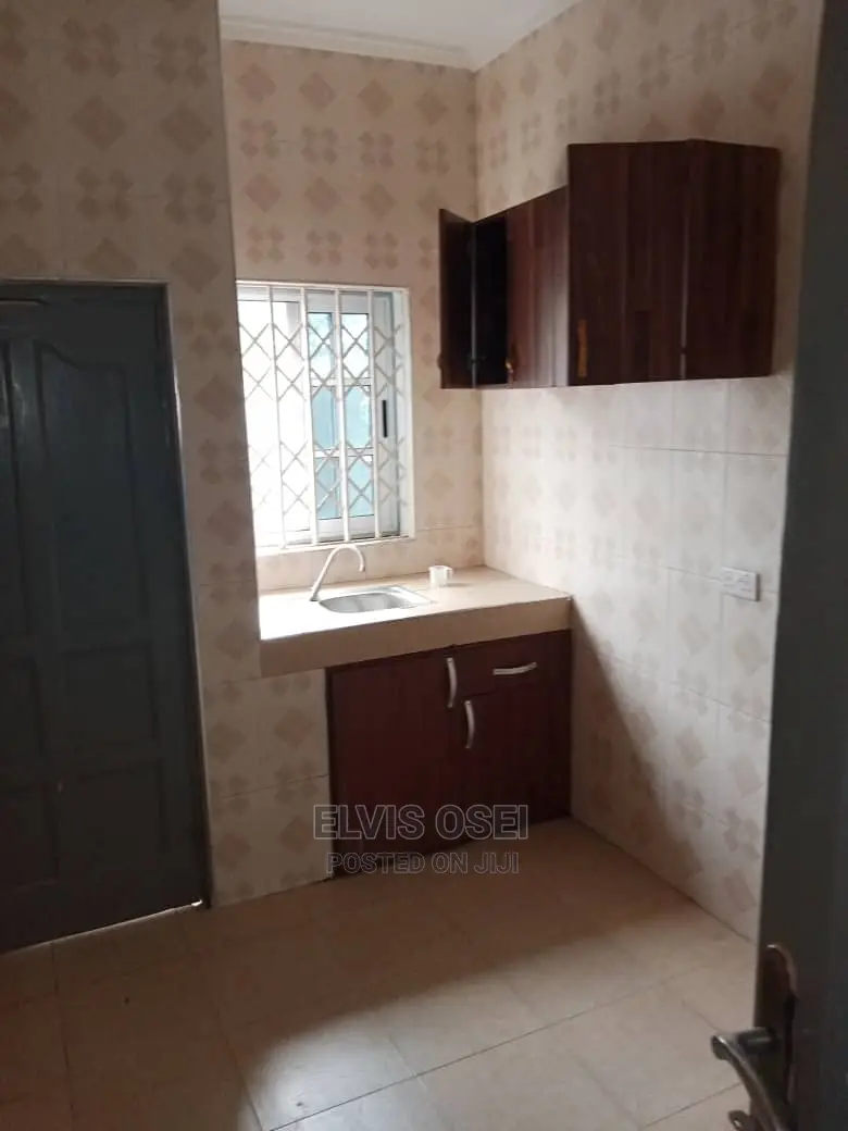 2bdrm Apartment in Weija for Rent