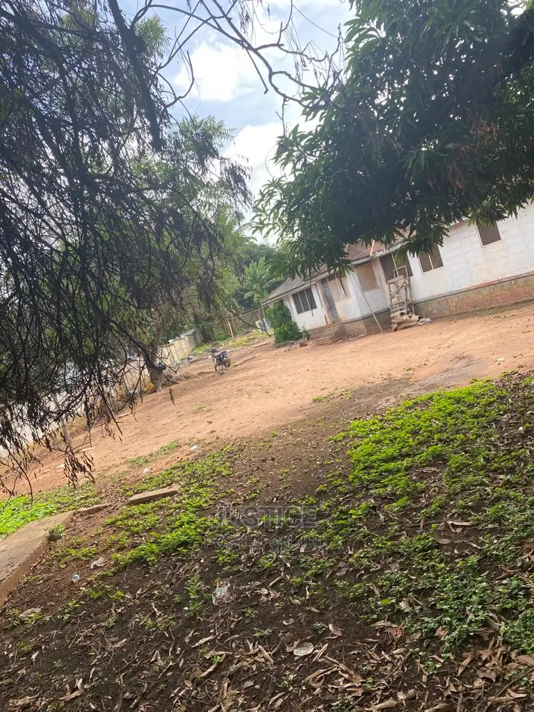 5 Plots With Old Buildings North Ridge