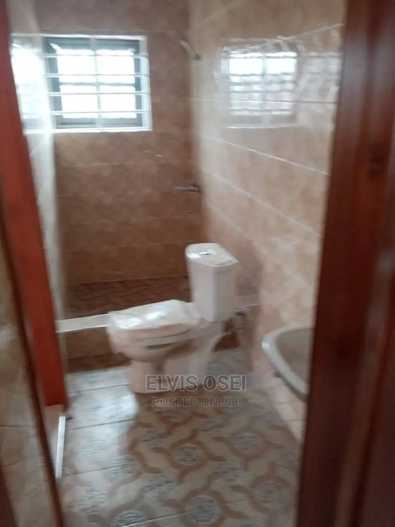 2bdrm Apartment in Botianor, Weija for Rent