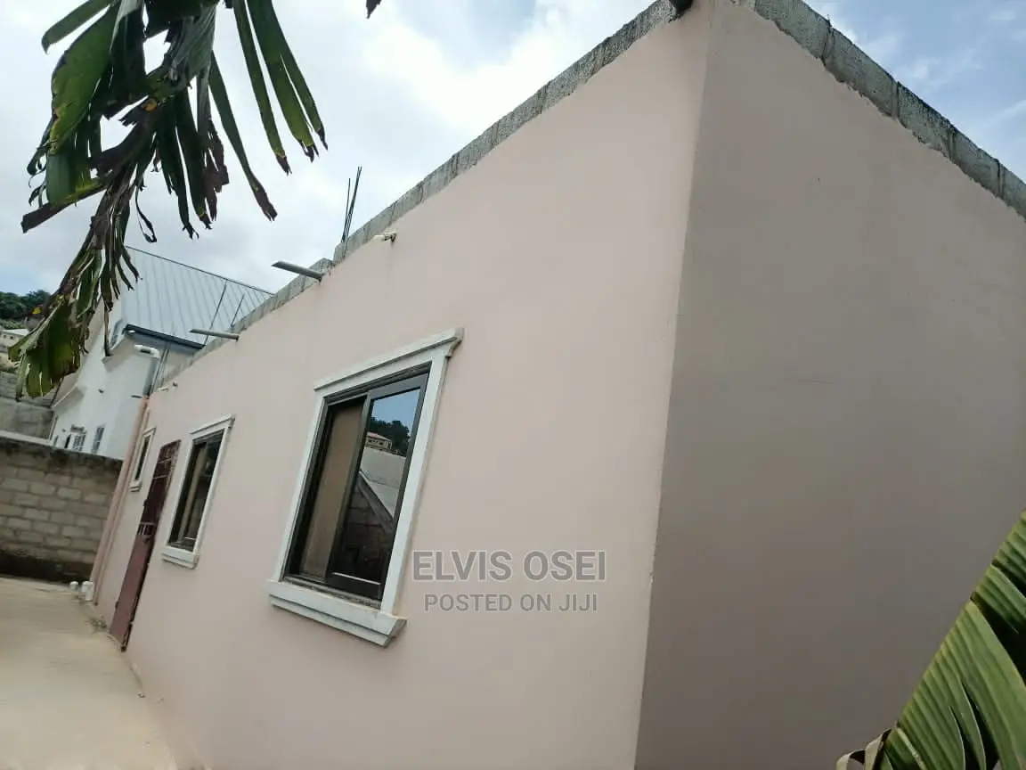 3bdrm House in Weija, New Gbawe for sale