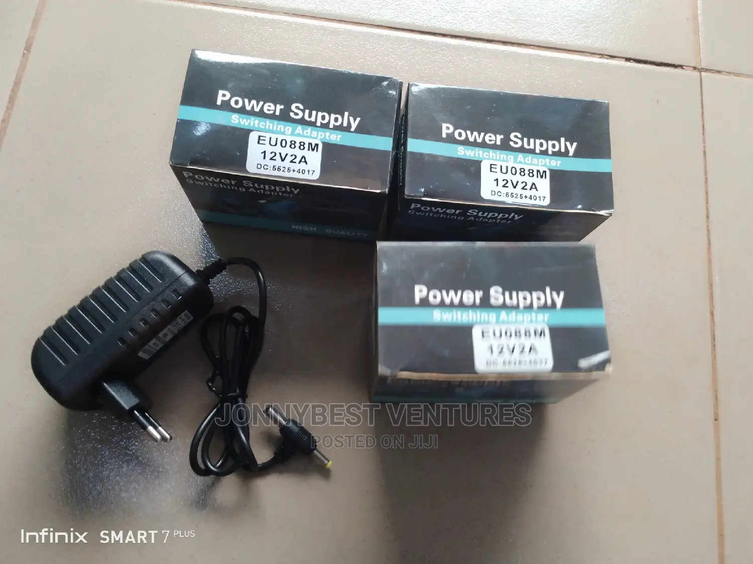 12 v 2A Adapter