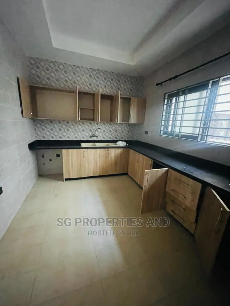1bdrm Apartment in Coastal, Spintex for rent